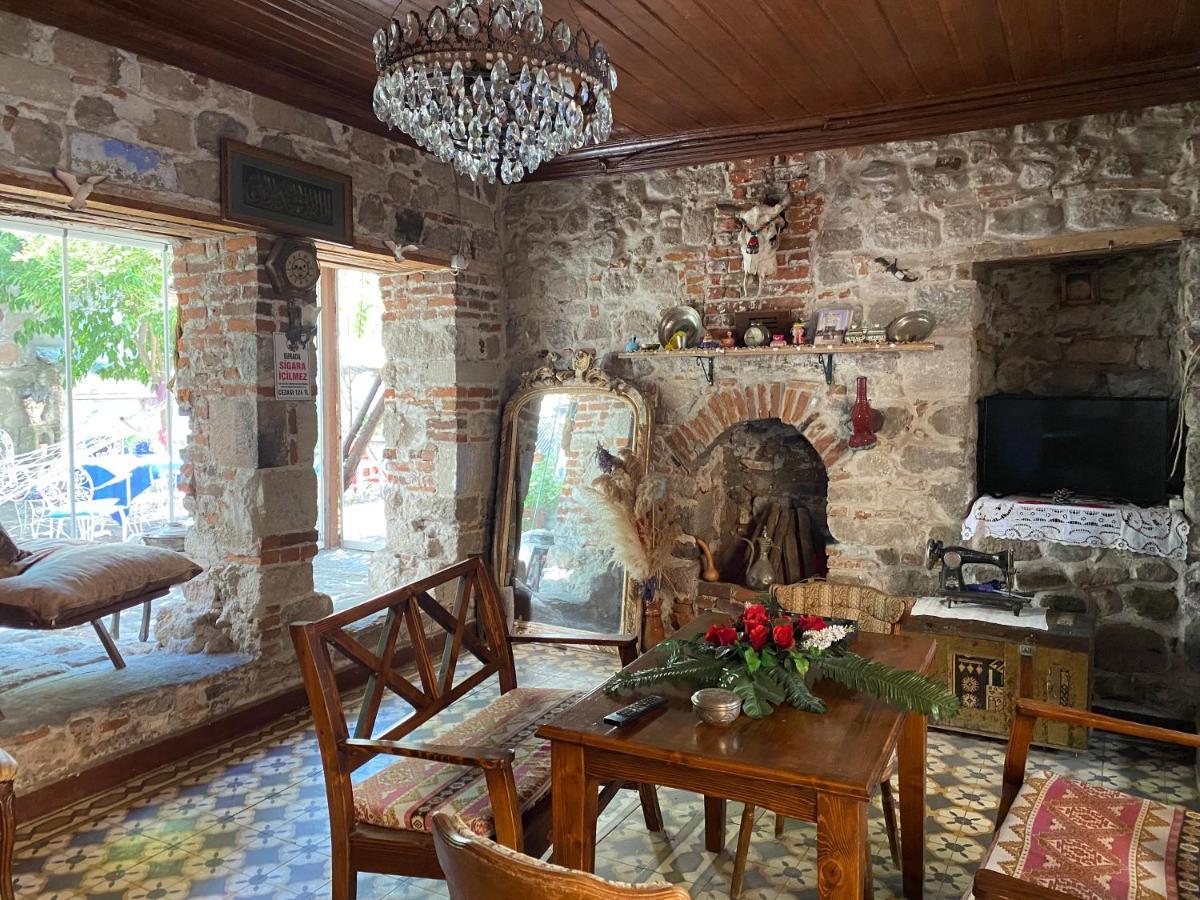 Pergamon Pension Bergama Eksteriør billede