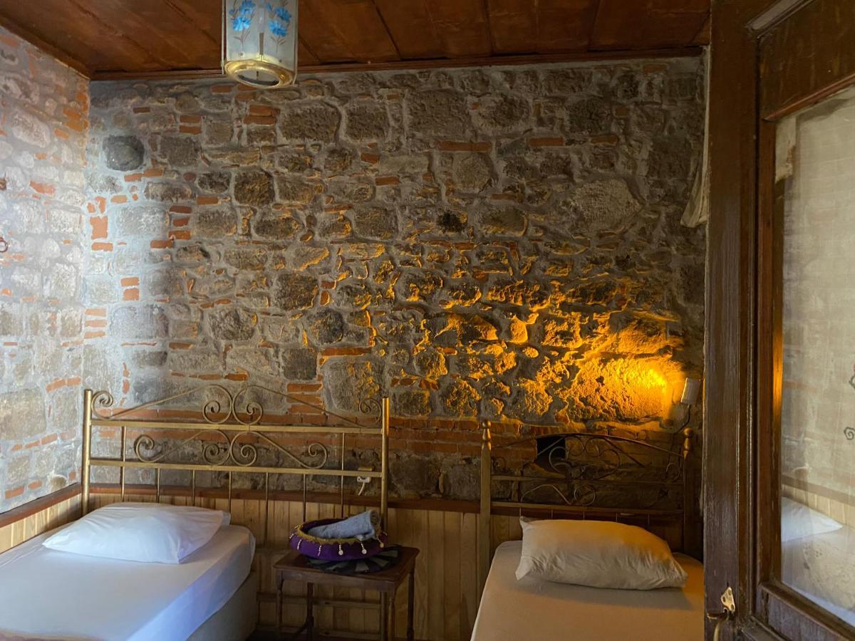 Pergamon Pension Bergama Eksteriør billede